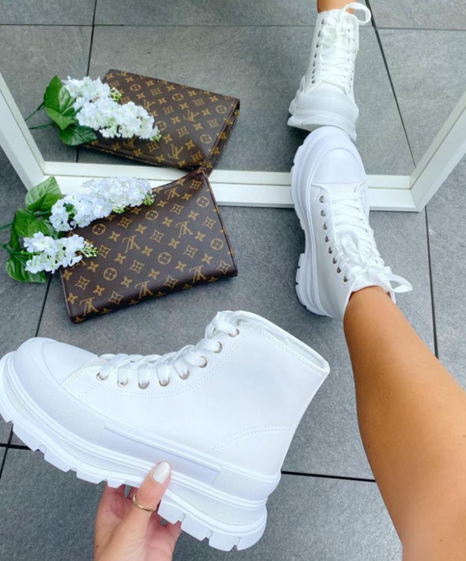 WHITE HIGH TOP TRAINER