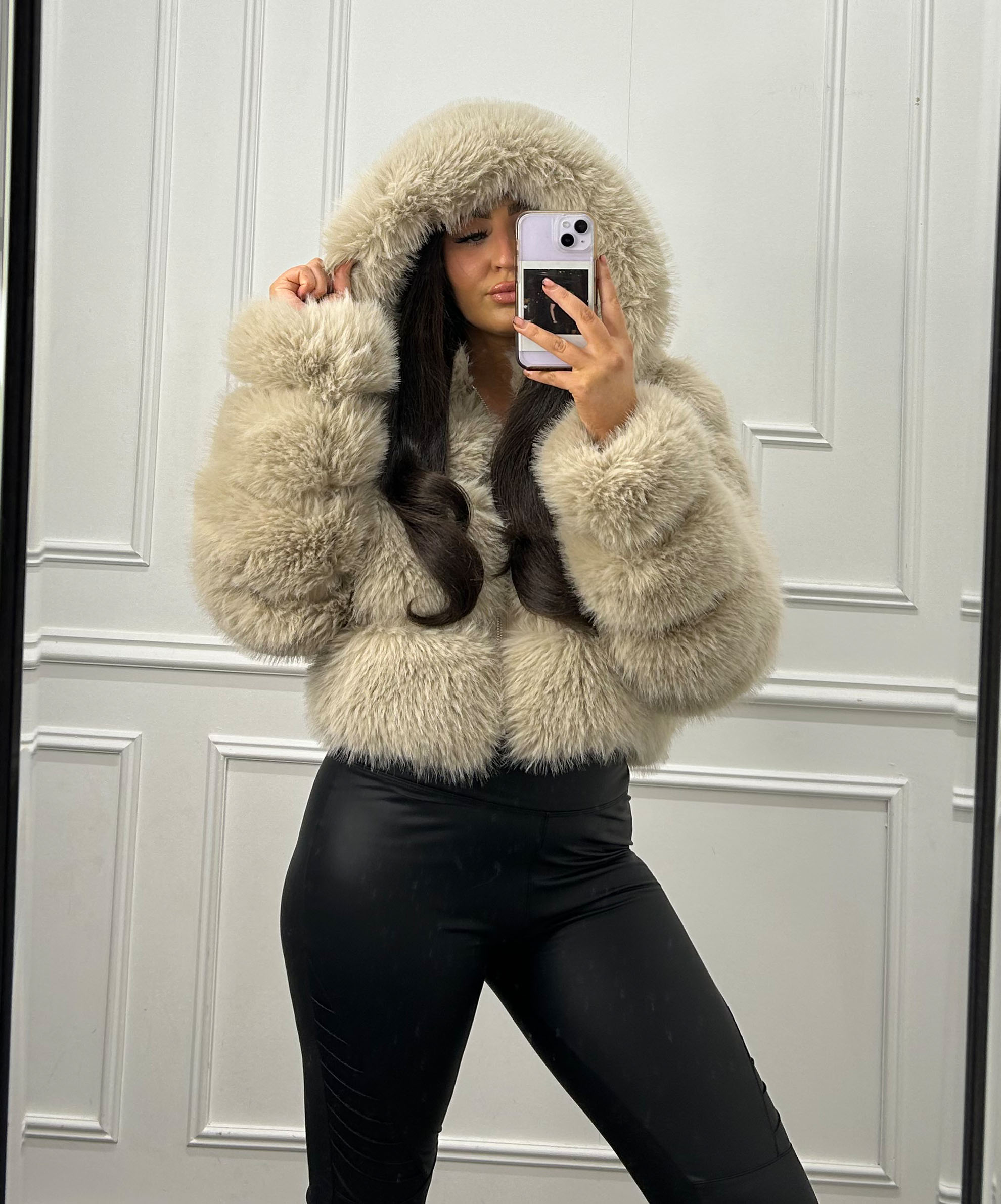 Arket Faux Fur Jacket - Cozy Elegance for Winter-thanhphatduhoc.com.vn