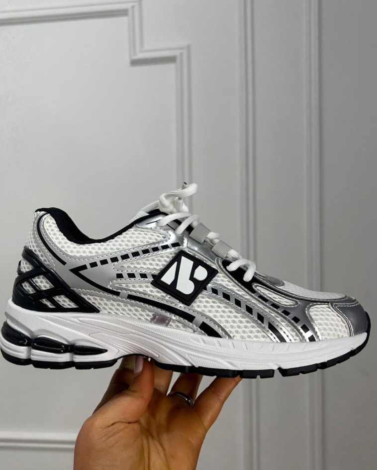 White/Black Mesh Trainer
