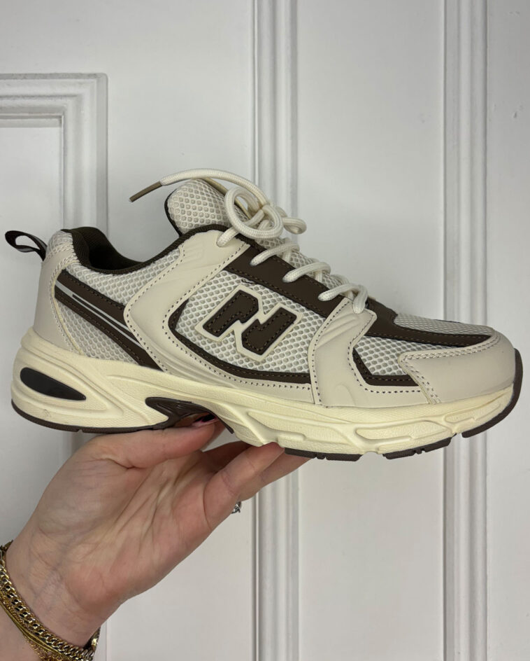 Beige/Brown Trainer