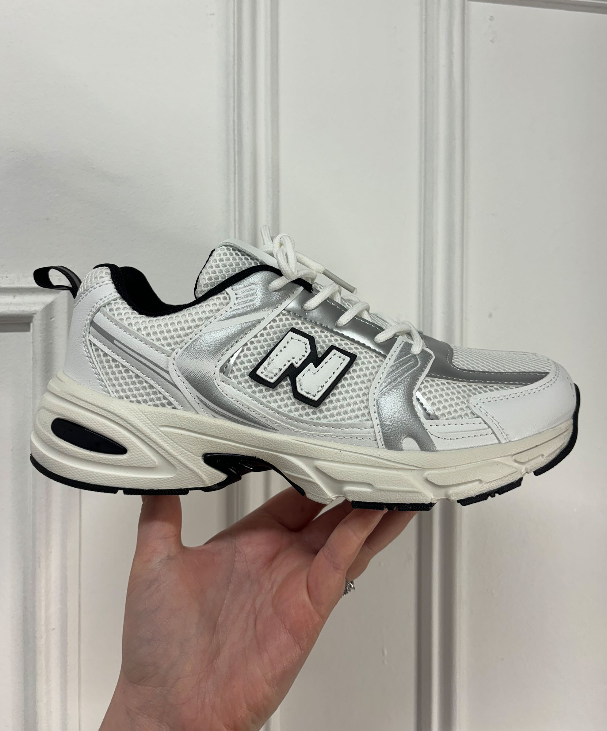 white:blacktrainer
