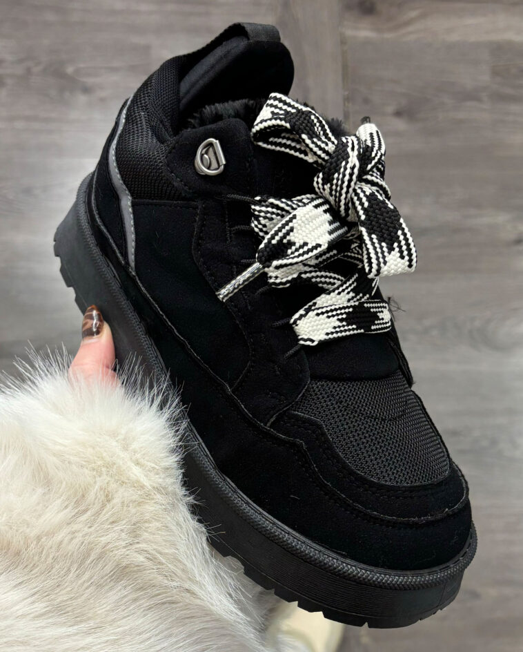Black Millie Trainer