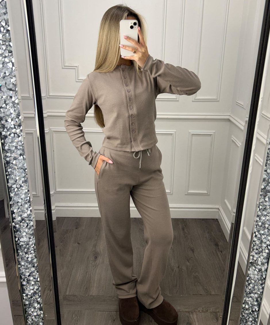 newbuttonco3