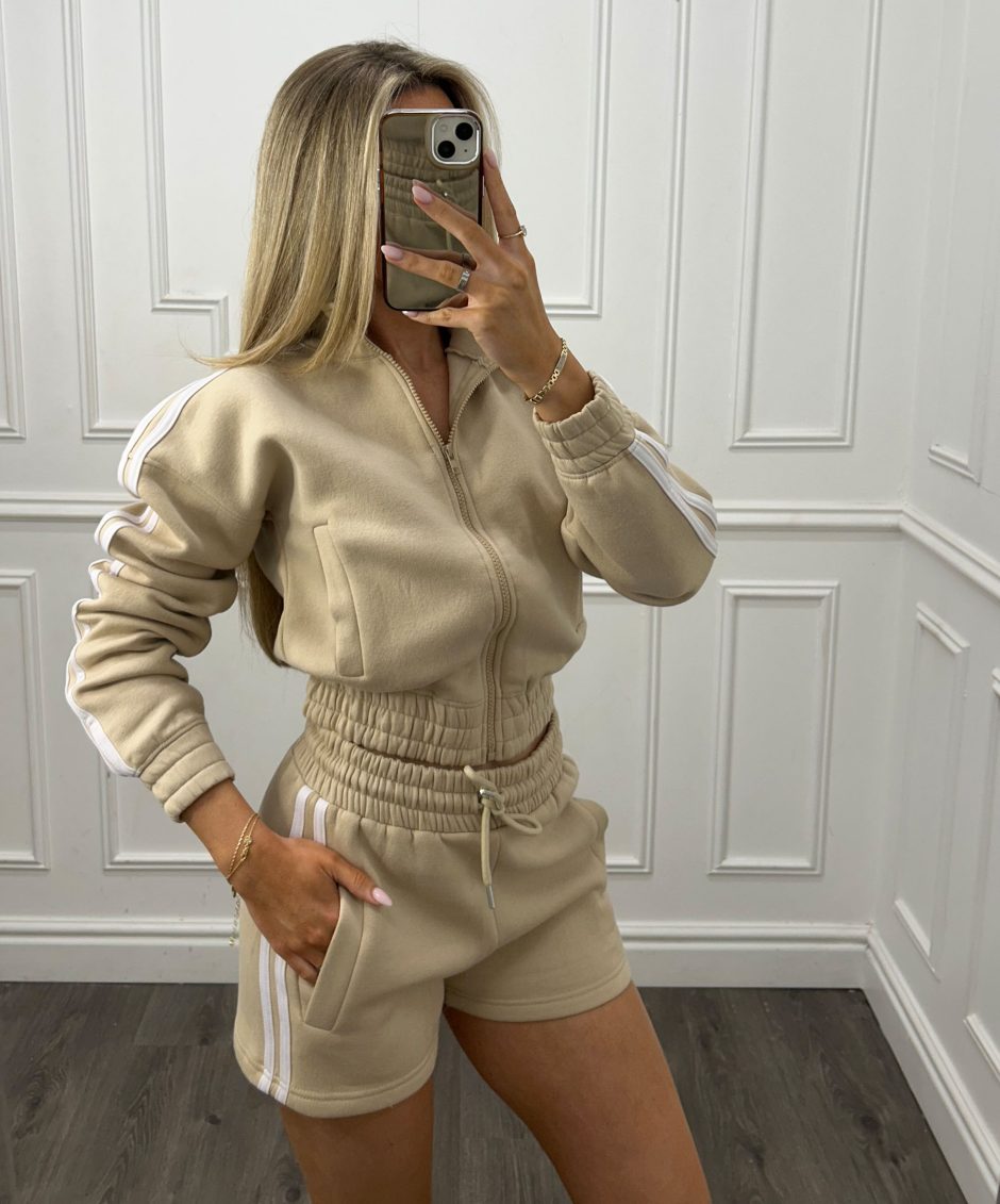 beige side stripe